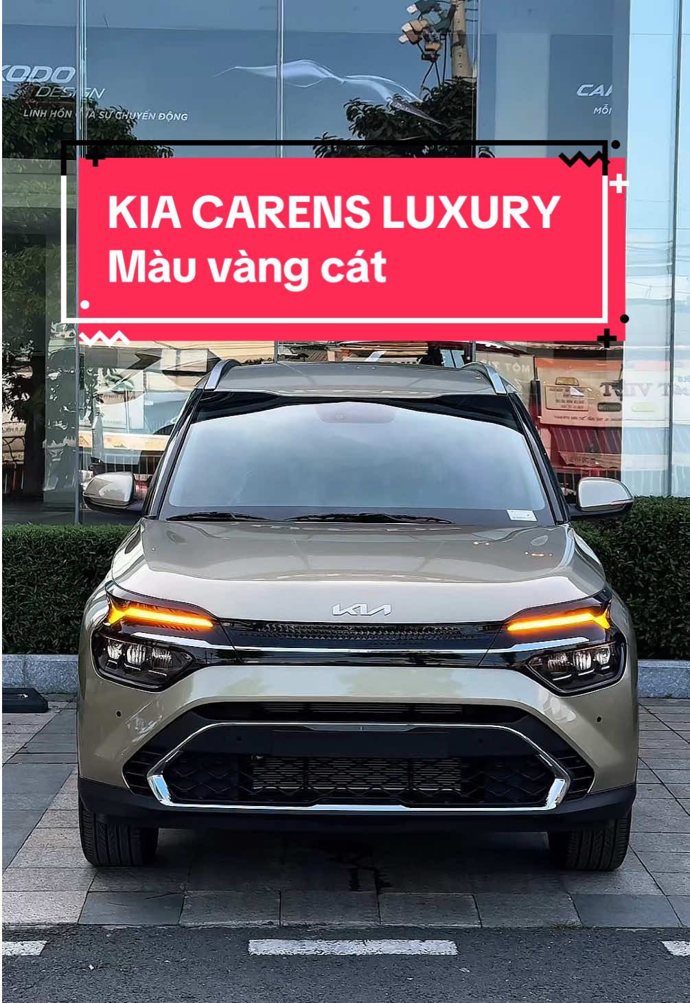 KIA CARENS LUXURY Màu vàng cát #kiacarens #carensluxury #kiacarens2025 #carens #xuhuong 