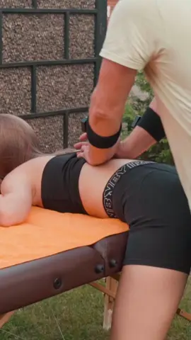 🌸✨Massage is not just about touching, it is the art of caring for the body and soul. In this video, I will show you how to relieve tension, regain lightness and give yourself a moment of harmony. 💆‍♀️💖 Learn to relax with me! Who wants to learn more about massage techniques? Share your emotions in the comments! 🙌#massage#relax#chiropractic#massagetherapy#chiropractictherapy#relaxationtherrapy 