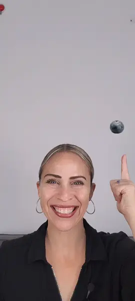 🍓 Berry vs Very - Hear the Difference? (American English) #englishpronunciation #improveenglishpronunciation 