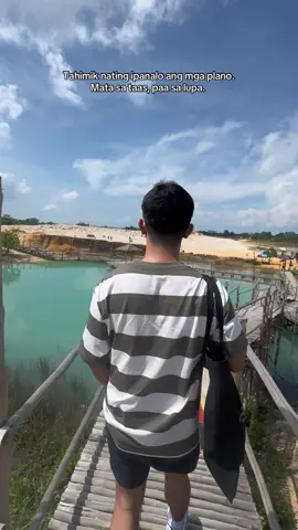 Mata sa taas, paa sa lupa.🫶🏻 #fyp 