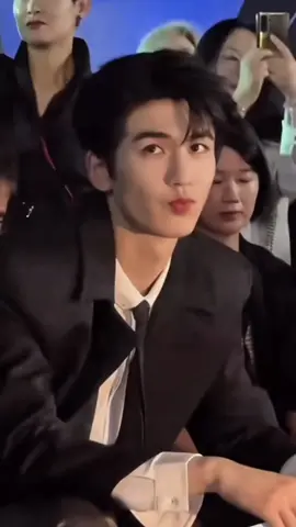 #zhanglinghe #张凌赫 #viral #fyp #장릉혁 #trending #cdrama