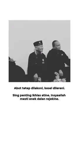 Abot tetep dilakoni, kesel dilereni...  Sing penting ikhlas atine, Insyaallah mesti enek dalan rejekine. #kaospsht #pshtjaya #pshtindonesia22 #psht1922 #srikandipsht1922 #pshtlampung #pshtjember #pshtstory #pshtpusatmadiun #viral #fyp #sakral @gllngsptraaa 