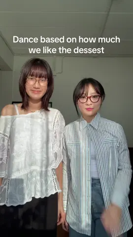 Did a break dance on smore #smore #chocolatechipcookies @ChaēChaè 