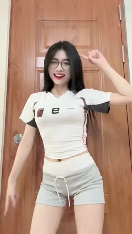Anh xin tự giới thiệu