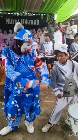 UCRITCORE DAN BADUT LUCU JOGET LAGU TAMBAL  BAN#LAGUVIRALL#DBMIFTAHULULUMMAESAN #FYPPPPSEKKK 