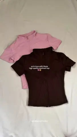 so worth it 😩✋🏽 #workouttop #yogatop #yogatopwithzipper #yogatshirt #gymtop #gymoutfit #gymfit #yogaoutfit #runningtop 