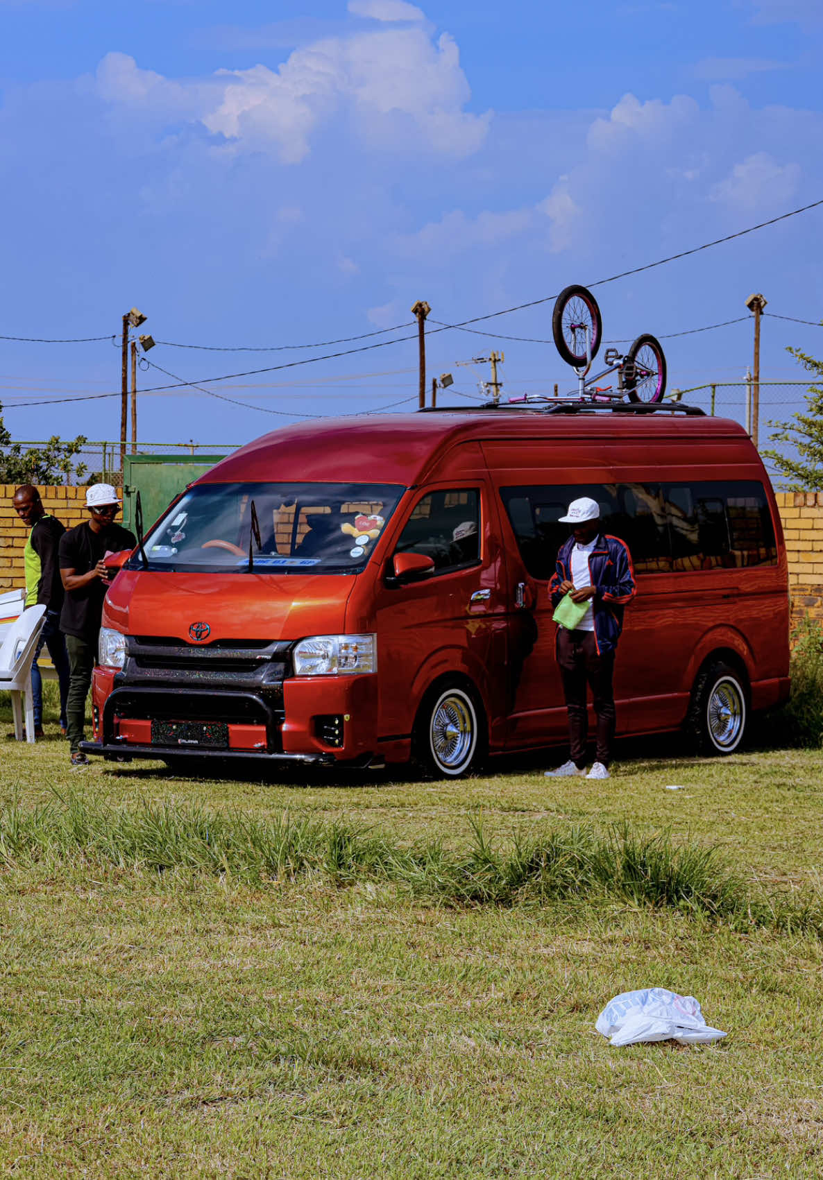 @Ande_01_gp #umdlalowobhuti #umdlalowamanzi #umdlalowengezo #fyp #tiktok #funbus #southafrica #tiktoksouthafrica #foryoupage #partybus #stancecar #toyota #toyotaquantum 