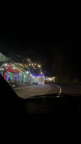 Bahagia itu sederhana malam minggu di penatapan makan indomie minumnya cappucino panas jangan lupa jagung bakar 🥵🫰🏻#penatapanberastagi #sumaterautara #malamminggu #tanahkaro #berastagi 