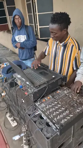 DJ FIZZY 🙏✅