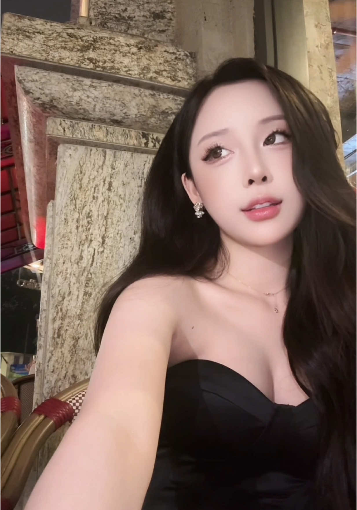 Hà nội nóng quá, may mà có sự lạnh lùng từ anh 👉👈 #xuhuong #trend #fypシ 