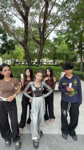 Steav jor kat yub🥹@CEO HANG Brand @Hang Coffee កាហ្វេហង្ស @Mariny Hang @(:( @Yaa🪐 @Daaaaa. @Teyy🐣 