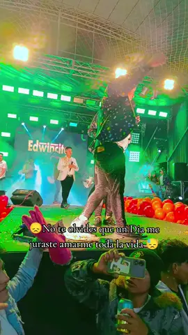 #edwincitodepaucara🎤💃❤️ #musicaconrequinto🎸🎶 #dalemeencanta♥️ #huancavelica_perú🇵🇪♥️ #LBC #edwincitodepaucara🎤💃❤️ 
