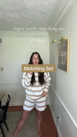 Matching sets are basically my entire personality at this point #matchingoutfits #matchingset #matchingsets #loungeset #fpdupe #freepeopledupe #2pieceset 