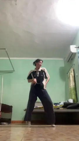 Bản đẹp hơn 😊 mà vẫn mệt và nóng 🥵 @気まぐれちゃん #dancechallenge #dance #rudeboy #rihanna #dancechoreography #viralvideo #fyp #popfyp #reels #douyin #ulz_dance0  #dancechallenge 