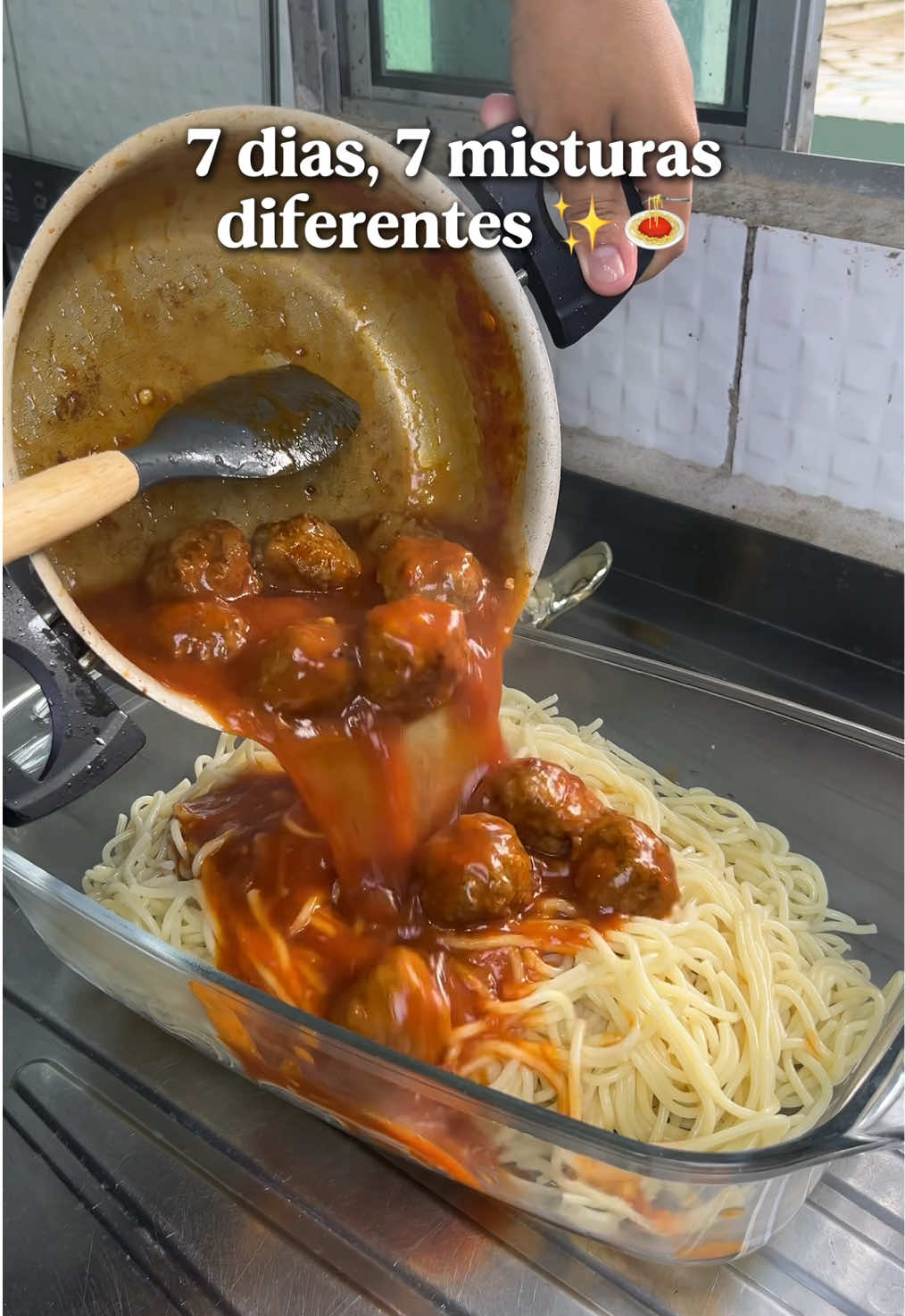 7 dias, 7 misturas diferentes  Macarrão com almôndegas 🍝 #almondegas #receita #comidafacil #foryoupage 