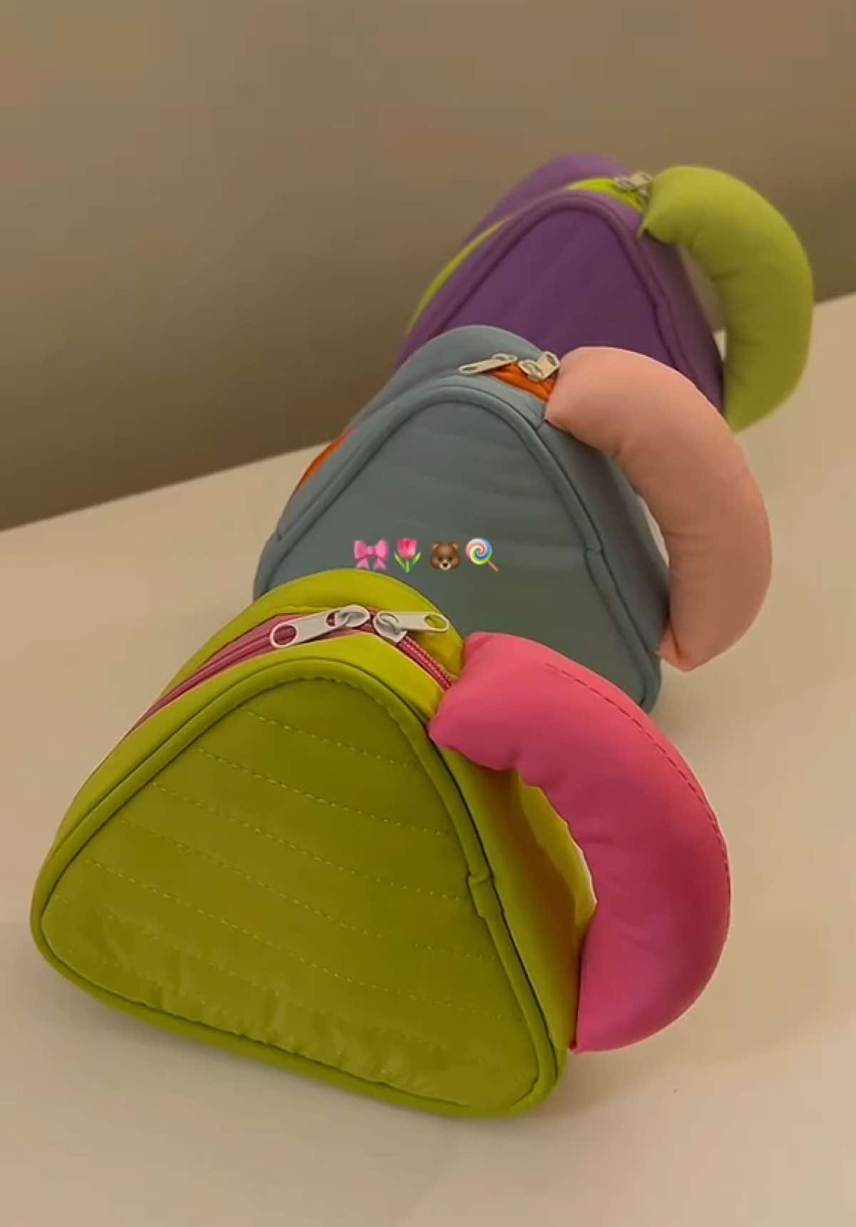 cutie pouch 💖 #makeuppouch #pouch #travelpouch #makeupbag #cutepouch #green #pink #makeup #makeupstorage #largecapacitypouch #pinaytiktok #budolfinds #budolfindsph #budoloftheday #tiktokfindsph #anikanik #purple #blue #giftideas  #forher #triangle #fypage #sale #paydaysale #Unique #popofcolor #bagforkids #pov #giftforfriend 