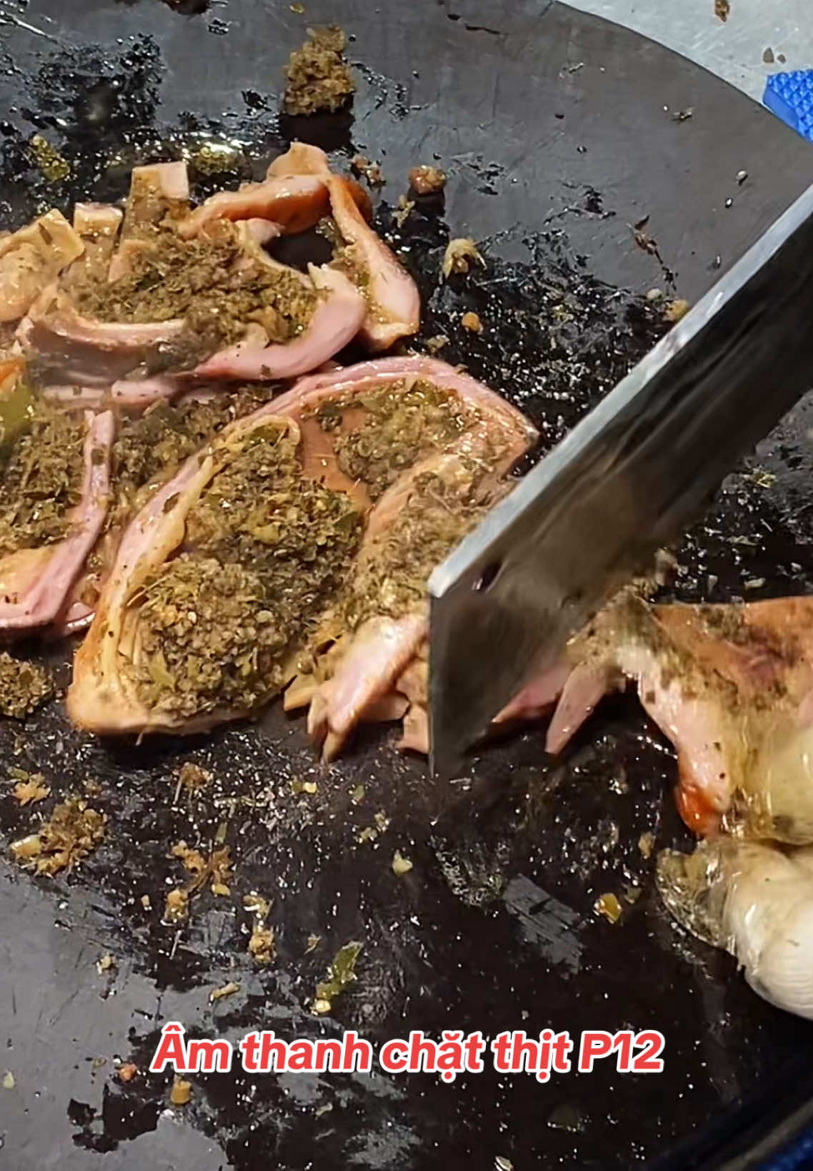 Đêm rồi dậy xem chặt dạ dày nhồi thịt nướng nóng hổi các chị ơiii 🌿 #thitquaytaybac #mexai #36truongdinh #reviewhanoi #hanoifood #food #foodtourhanoi 