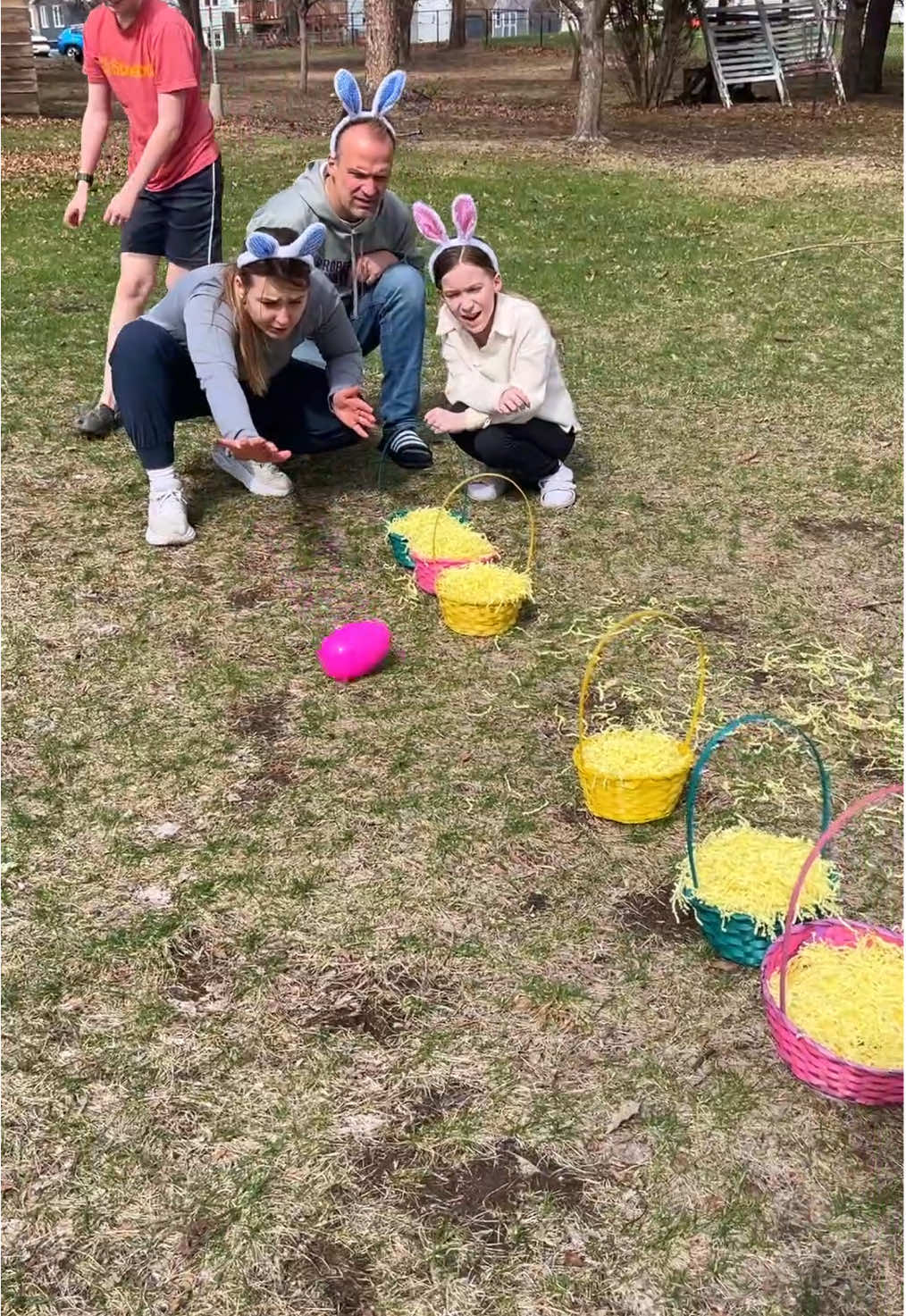Family Backyard Egg Roll 😊 #game #family #holiday #fyp #games #challenge #easter #familygames 