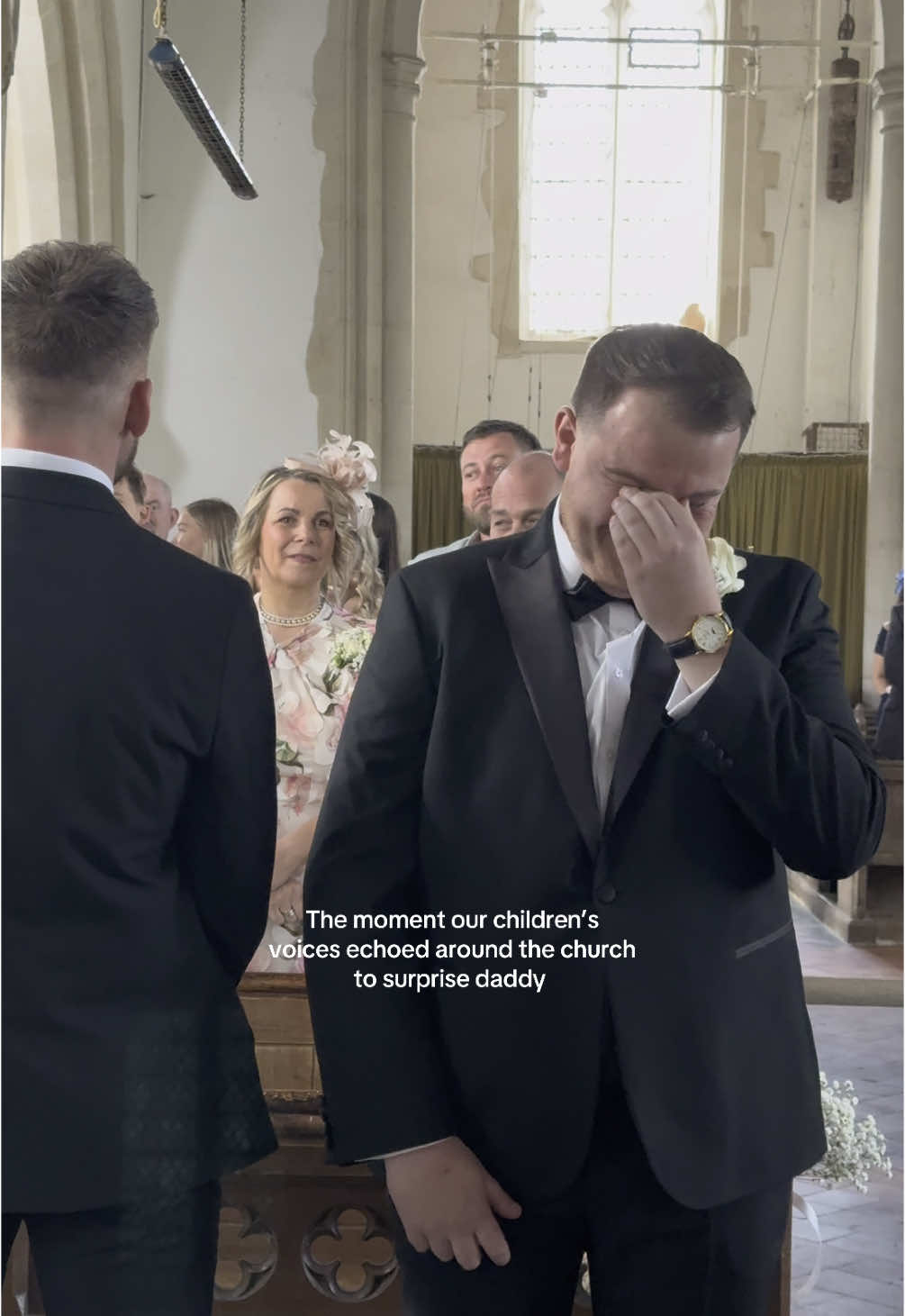 Maybe my favourite moment from the day 🥹  @Wedding content creator capturing all the raw emotions I wouldn’t have been able to witness ❤️  #weddingtok #weddingday #weddingvibes #churchweddings 