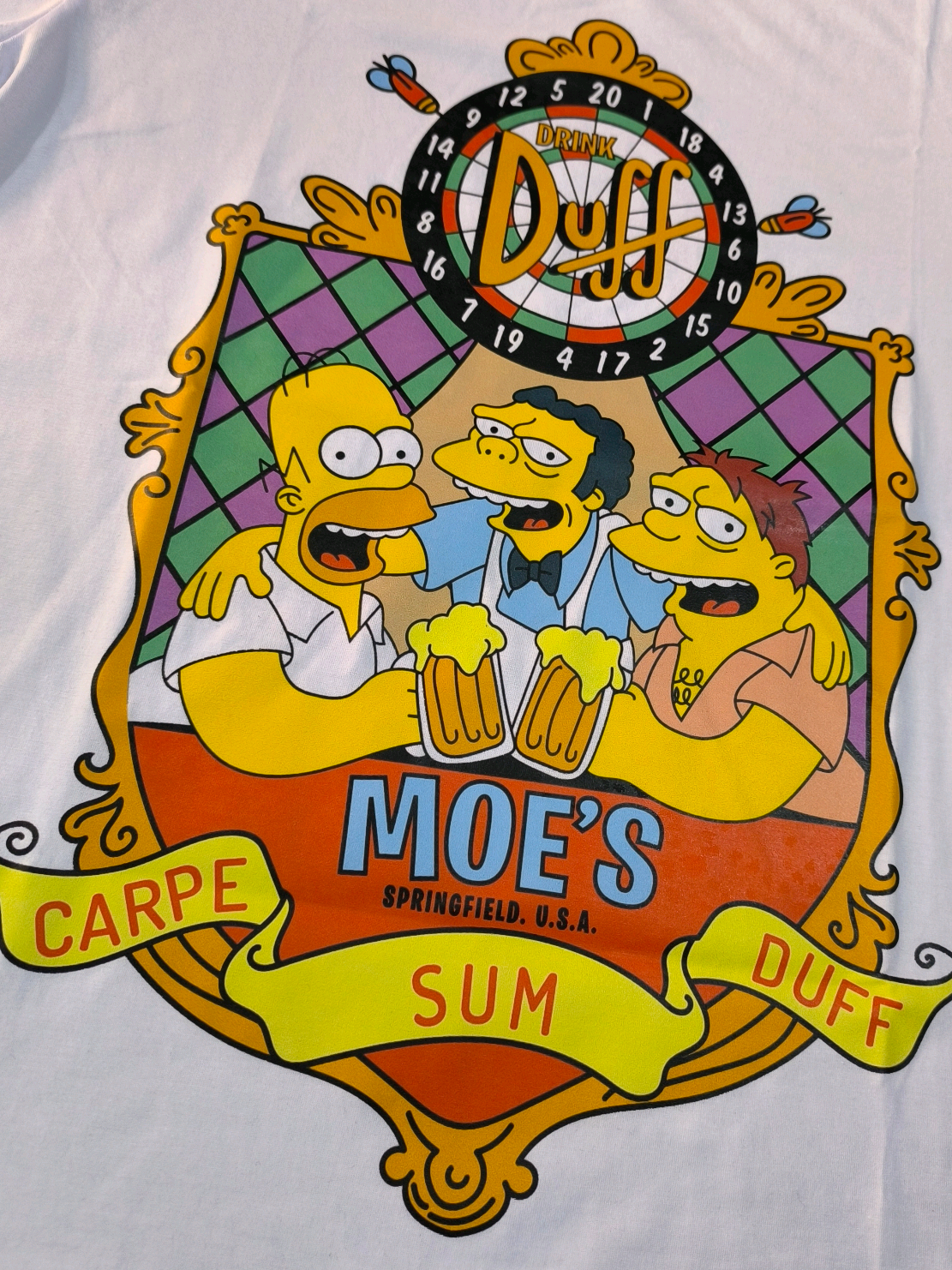El bar de Moe - Los Simpsons  Nuevo diseño disponible 🫡  #homero #simpsons #simpson #moe #beer #cerveza #barney #duff #springfield #camisetas #fyp #bar 