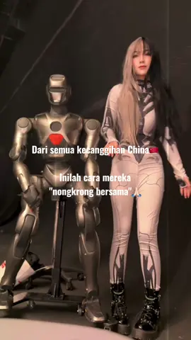 NONGKRONG BERJAMAAH💩🙏🏻Tapi plisss don’t panik gaes!! Ini mah cerita dari salah satu pengguna TT yang lagi main ke tempat wisata di Beijing. AKU yang di Shenzhen sejauh ini masih aman sentosa—toiletnya estetik, wangi, high tech, berasa masuk pesawat luar angkasa NASA. Next video bakal aku SPILL semua keindahan toiletnya, stay tuned yaaa!🥰  Cr: johan dwiputra