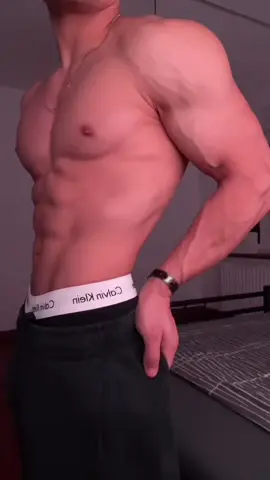 1/10? #gym #rate #muscles #vira #fy