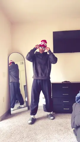 Love it when you walk that way🪩🕺🏾 #dancetrend #trendingdance #dancechallenge #dancetutorial #viral