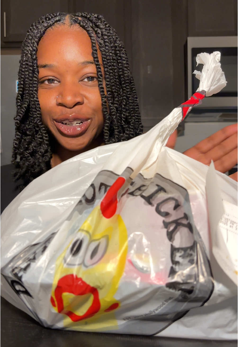 Dave’s Hot Chicken Haul #foodporn #Foodie #foodtiktok #mukbang #eatwithme #eatingshow #daveshotchicken #foodhaul #foodreview #foodies #FoodLover 