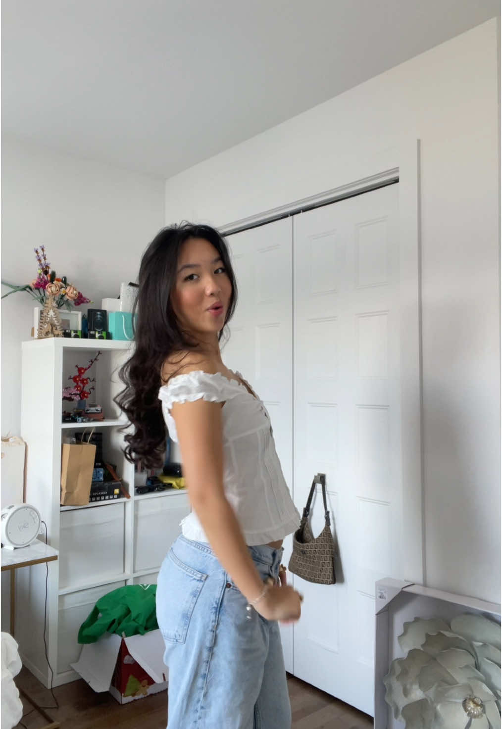 obsessed w this top #OOTD #outfitinspo #fitcheck #outfitideas #summeroutfit #fashion #fashiontok 