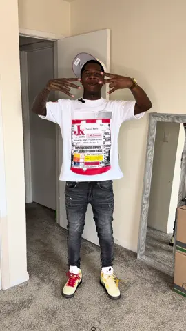 follow me on ig: officialdrew1 #fypシ #drew #viralvideo #fyp #fashion #streetwear #OOTD 