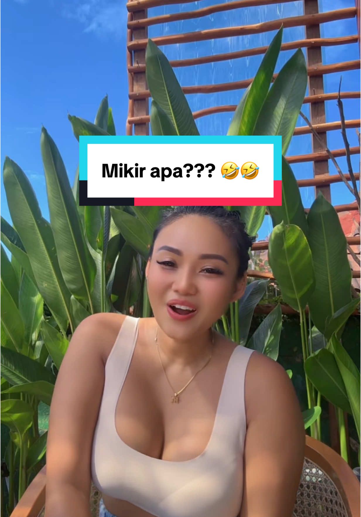 Main TikTok dulu sebelum mandi 🤣🤣🤣