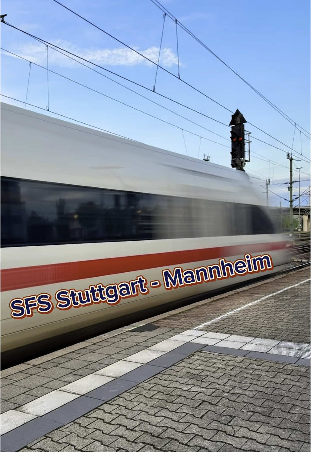 Mit der #br412 über die #Schnellfahrstrecke von Stuttgart nach Mannheim und mit der #br403 von Stuttgart nach Karlsruhe. #trainspotting #intercityexpress #lokführer #traindriver #traindriversview #sonnenaufgang #sunrise — Aufnahme wurde bei Stillstand/gesichertem Zug gestartet/beendet und später bearbeitet —