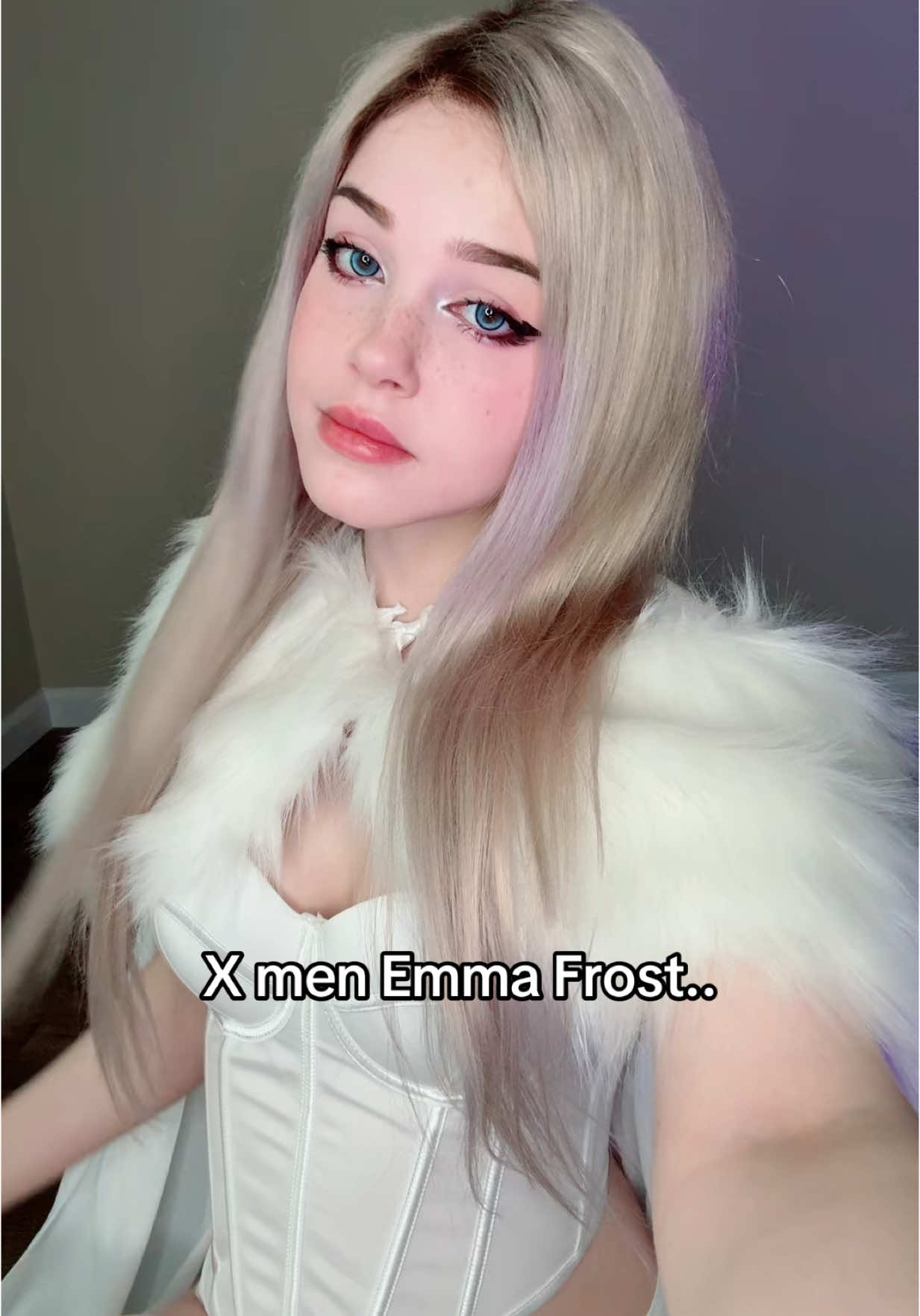 Any Emma Frost fans? #emmafrost #marvel #marvelrivals #foryou #emmafrostcosplay 