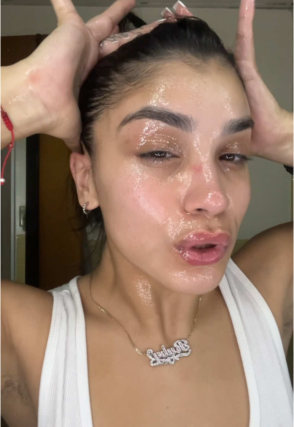 Nothing better than exfoliating(: OLD SKIN OUT NEW SKIN WUSSGOOD! #skincare #skin #healthy #essential #exfoliate #shaveface #coconutoilforeverything #imjustagirl #howto #must #fyp #hairygirl #hairy #newskin #forbeginners #beginnerfriendly #prep #vacationprep 