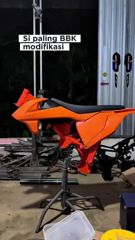 Si paling orange BBK modif 🍊 . . . . #bebekstandart #bebekmodif #bebekrbt #ninjakebo #klxkebo #minimoto #grasstrack #grasstrack_id #grasstrackindonesia #prosespembuatanframe #amcframe 