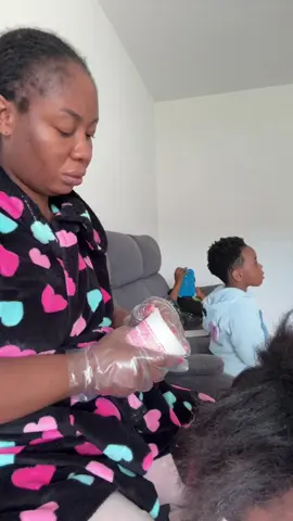 DIY!!! #Fyp #CreateWithEffects #ukmumblogger #tiktokviral #positivevibes #tiktoknews #positivity #foryoupage❤️❤️ #creatorsinsight #viral_video #african #proudafrican ##trendingvideo #letlovelead #happyeaster #familythings #hairday #hair #hairstyle #hairdaysbelike 