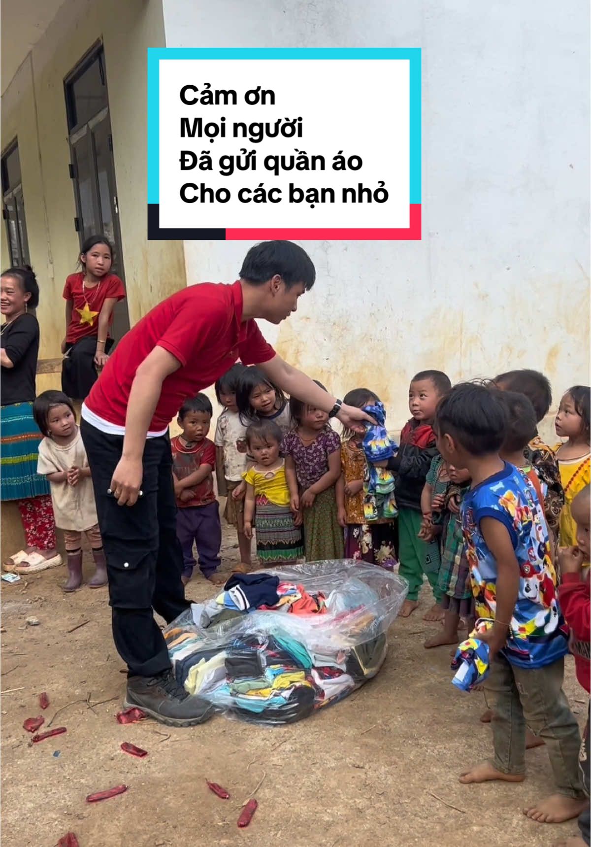 Cảm ơn mọi người đã gửi quần áo cho các bạn nhỏ vùng cao …!