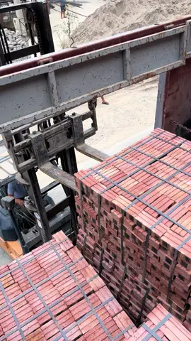 Ai gạch đặc gạch lỗ gì thì liên hệ e nhé. Có đủ cả giá cả hợp lí👌👌 vẫn đang còn rất nhiều gạch nhé@Vận tải huy hằng ❤️❤️❤️❤️ @Anh Ở Thái Nguyênn @VT Nam Anh.!!  