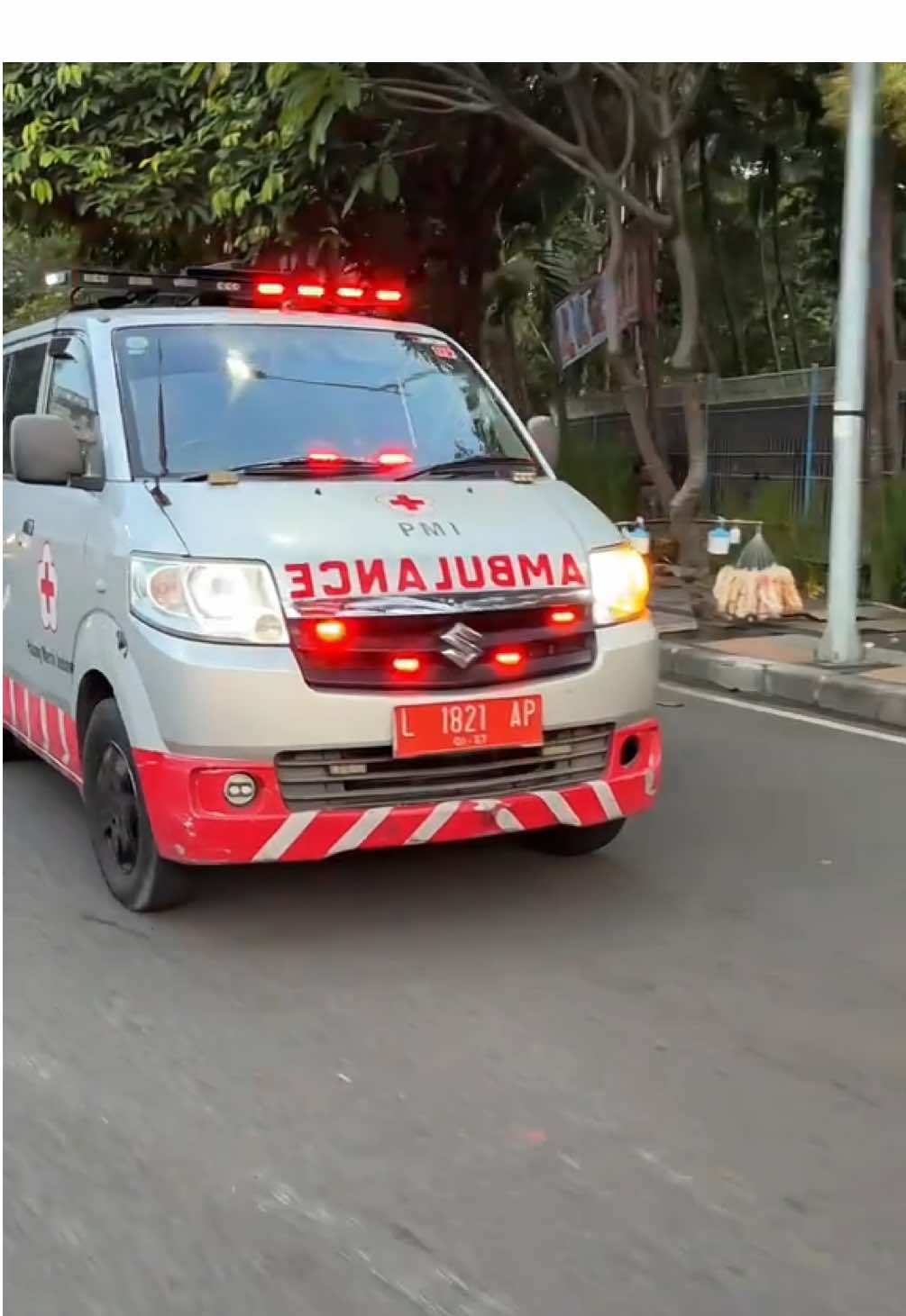 Ambulance unit andalan tim PMI Kota Surabaya 🚑 @JOSHUASBY @Notgoodlooking 🥀  #silentrider🎭 #ambulance #surabaya #pmi #emergency #ambulancesurabaya #viral #emergencyservices #112 #ambulancedriver #foryou #foryoupage #fyp #fypシ゚ #CapCut #padahariini #xybca #xyzabc #carspotting #cctvambulanceindonesia #palangmerahindonesia #ambulancepmisurabaya 