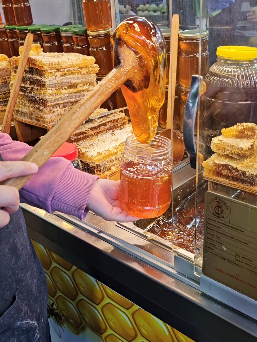 Taste of Turkey in a jar. Discovered this delicious honey at a local bazaar in Bursa — bringing a bit of Anatolia home with me. #TravelEats #BursaBites #turkishhoney 