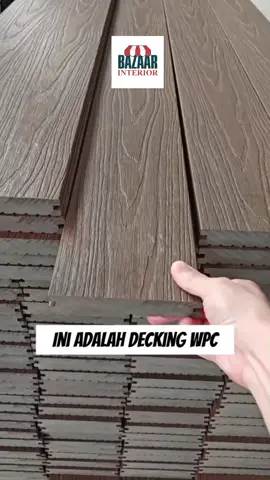 bosen pasang keramik terus mending pake Decking WPC aja, bahan anti air, anti rayap, anti sinar matahari dan lebih estetik #lantaivinyl #lantaispc #spcflooring #deck #decking #wpc #wpcdecking #wallcovering #interiorrumah #interiordesign #homedecor #fyp 