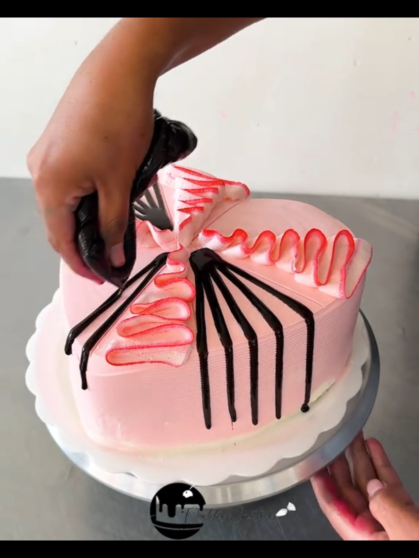 aprende y decora tus tortas con rosas y jalea jaspeado  #pastelescretivos #pasteleria #tiktokviral #tortas #pasteles #foodtiktokcake #cakedecorating #cake #fyp 