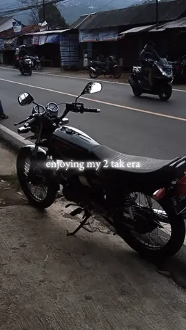 enjoying my 2 era🤙#rxking135cc👑 #rxkingnusantara👑💨 #2stroke #fyppppppppppppppppppppppp 
