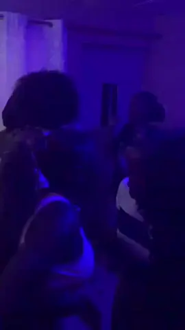 shere legit😊#fypp #WeekendVibes #partyvibes #houseparty #party #goviral 