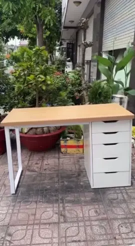 Bàn iKEA 1 hộc chỉ từ 1400 cành. #banlamviec #banhoc #banchuU #banchuK #banPC #banlaprap #banvanphong #fyp #tiktokviral 