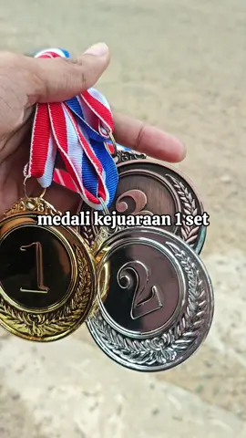 medali kejuaraan 1 set juara 1,2 dan 3 #medali #medali1set #medaliset 