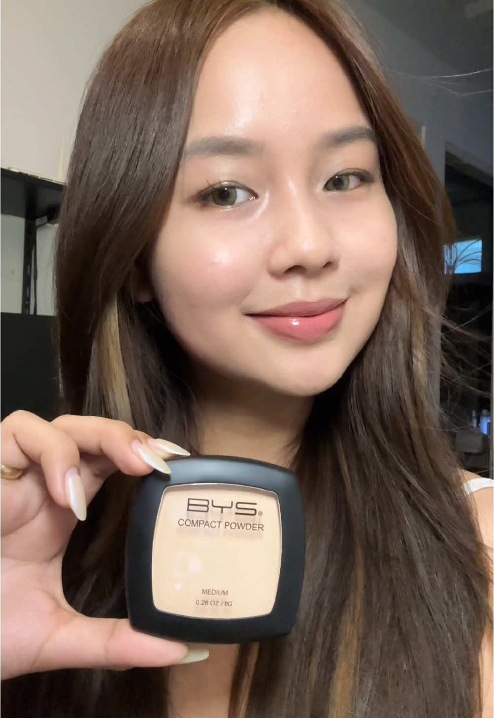 omg affordable naman pala ang bys!! love this compact powder @BYS Cosmetics PH 🥹 #compactpowder #bys #fyp 