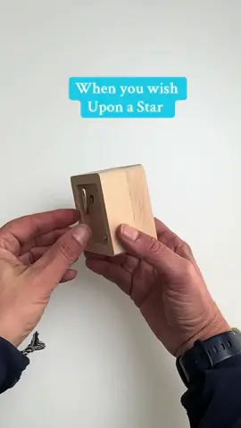When You wish upon a Star. Manivela automática. #cajademusica #whenyouwishuponastar #disney #esdemusicashop