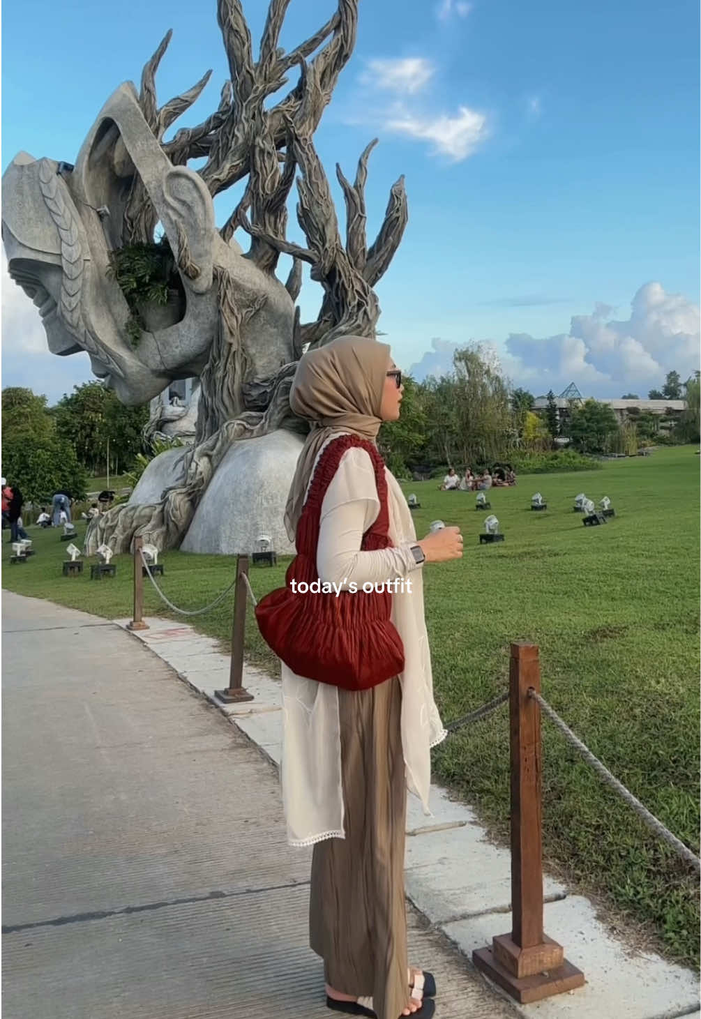 outfit Bali day 1 ✨ #simpleoutfit #oufitcheck #outfitkepantai 