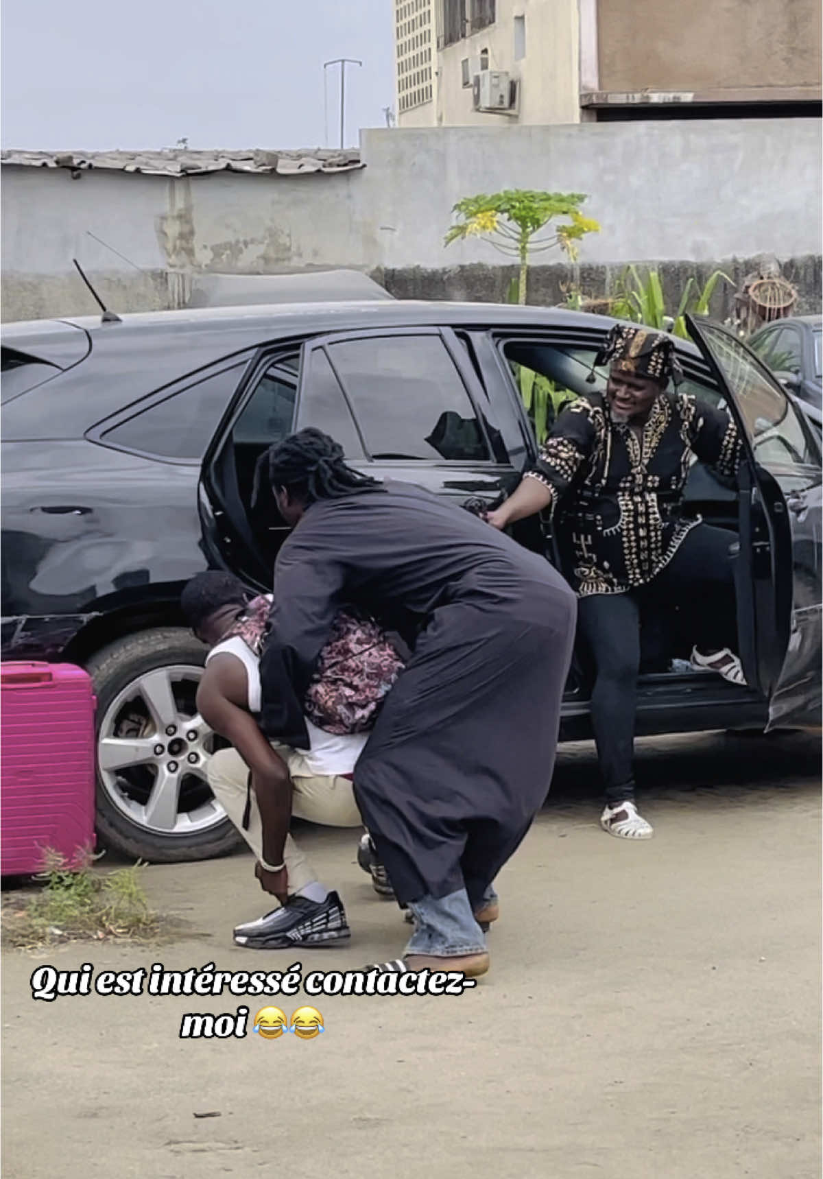 Qui est intéressé contactez-moi 😂😂😂 #burkinafaso🇧🇫 #abidjan225🇨🇮 #viralvideos #bouake225🇨🇮 #viral_video #usa🇺🇸tiktok #viral_video #usa🇺🇸tiktok 